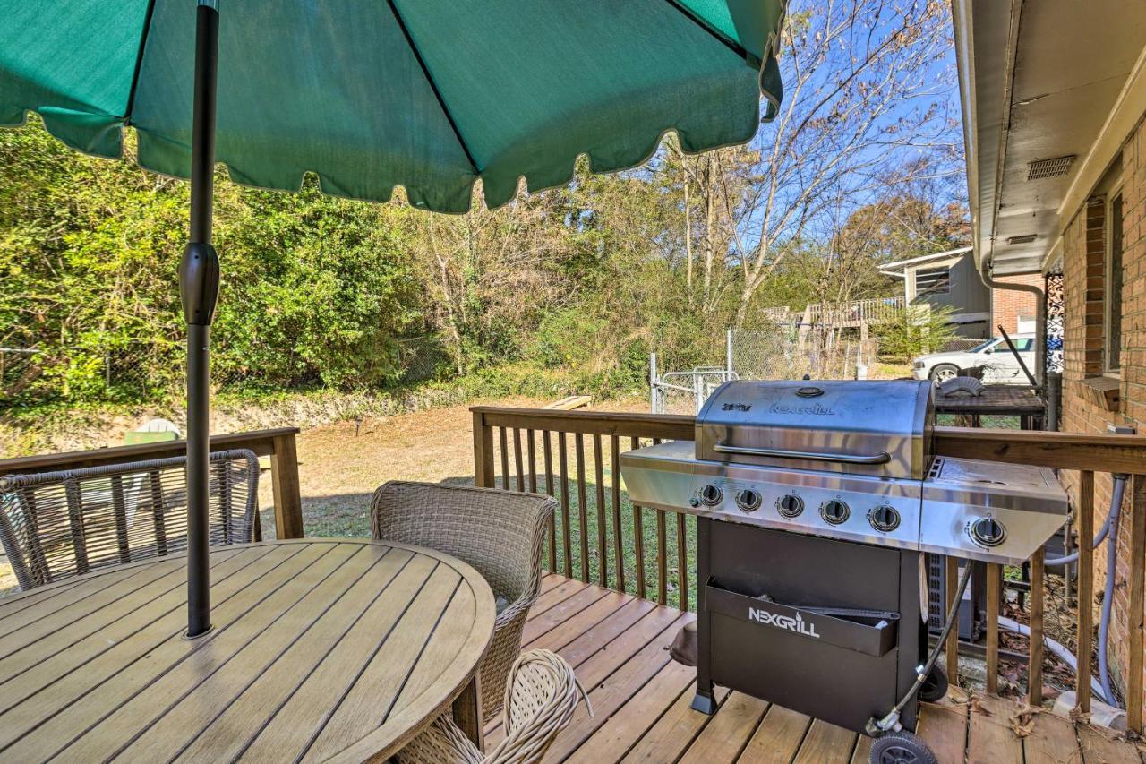 Modern Birmingham Escape With Yard And Fire Pit! Villa Exterior photo